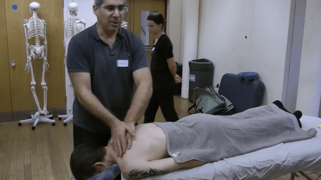 Tropus kasının masajı uygulaması