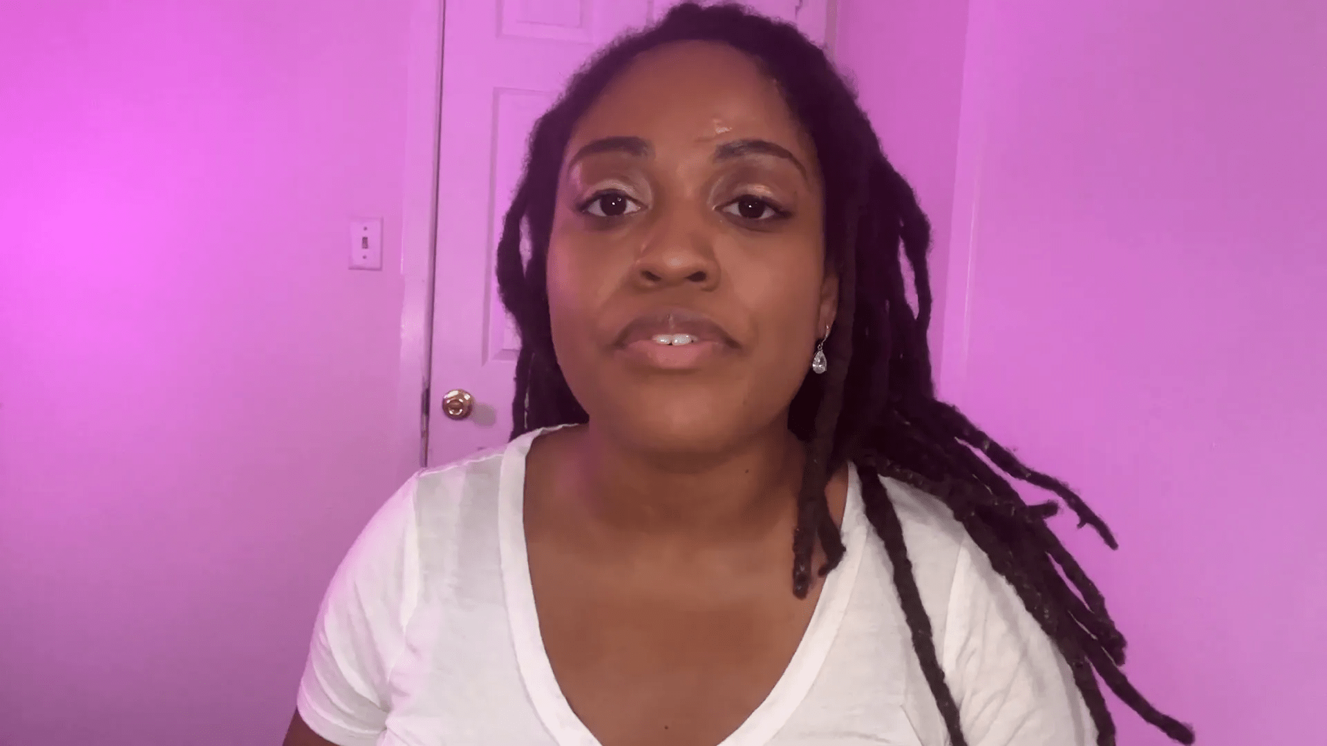 Kendinize izin vermenin önemini vurgulayan bir görsel.